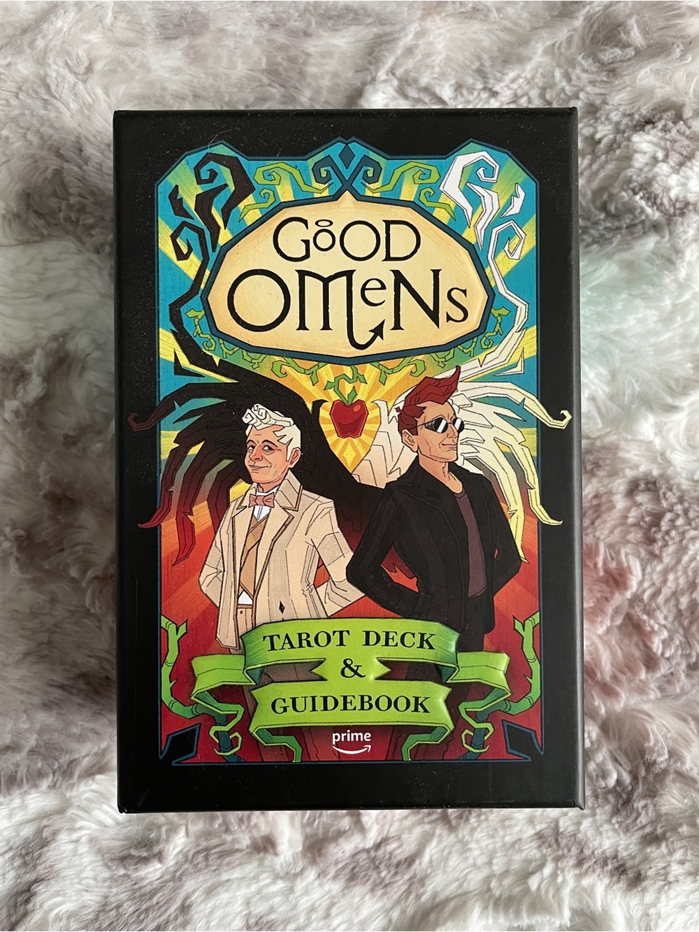 Insight Editions Good Omens Tarot Deck and Guidebook